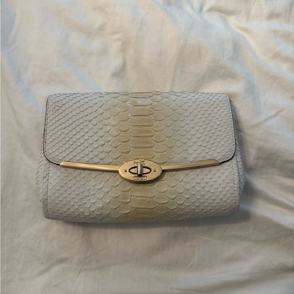 Coach Cream Python Textured Shoulder Bag with Gol… - image 8